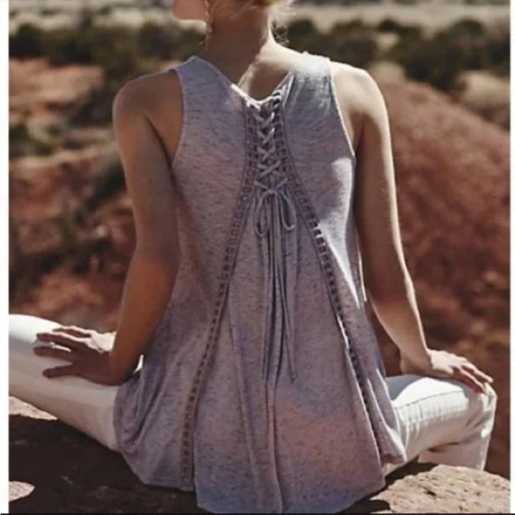 🍭 Akemi + Kim Lace Up Tank - Picture 2 of 8